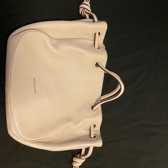 Michael Kors Dalia Large Shoulder Tote in Cement - Picture 15 of 15